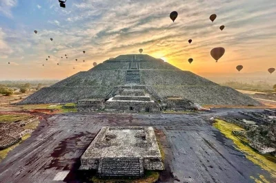 Float above teotihuacan’s pyramids at sunrise, then share a warm cave breakfast. includes round-trip pickup from mexico city and time to explore on your own.