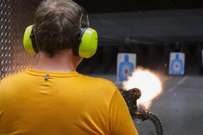 Feel the thrill at a las vegas indoor shooting range with real machine guns, one-on-one instruction, and optional humvee hotel pickup. book your spot today.