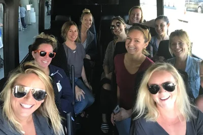 Scopri il passato hollywoodiano di palm springs: cammina sulla walk of stars, visita il rifugio del rat pack e esplora gli indian canyons. guida dal vivo e acqua inclusa.