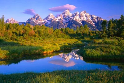 Feel the quiet wild of grand teton on a day trip from jackson hole—see moose, walk historic mormon row, picnic by jackson lake. includes pickup & local guide.