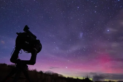Lake tekapo, cielo stellato e tour in piccolo gruppo con telescopio da 14”. trasferimento in shuttle, giacche calde e foto sotto le stelle incluse.