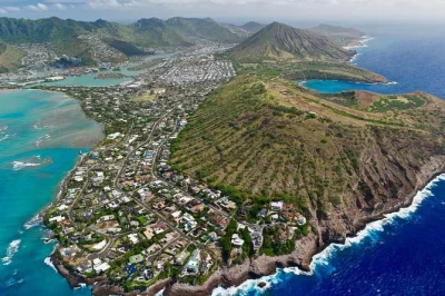 Erlebe oahu aus der luft bei einem privaten hubschrauberflug mit offenen türen, allen fensterplätzen und live kommentar. entdecke waikiki, diamond head, north shore & mehr.