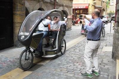 Feel the rhythm of lyon from a pedicab—explore vieux lyon’s traboules, see presqu’île squares, and enjoy riverside views, all with a local guide included.