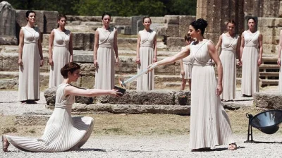 Scopri l’antica olympia, il canale di corinto e i migliori musei con un tour privato da atene. include salta-fila, autista esperto e pranzo tipico locale.