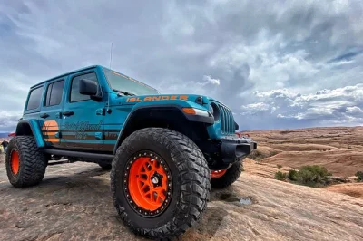 Feel the thrill of moab’s hell’s revenge trail in a private jeep, see real dinosaur footprints, and catch colorado river views. includes ac/heat and bottled water.