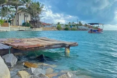 Découvrez la plage d’Águas belas, flânez au centre des rendeiras et savourez un jus de canne frais dans un engenho local. transport climatisé depuis fortaleza inclus.