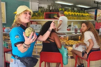 Dégustez açaí à copacabana, goûtez les bolinhos de bacalhau à adega pérola, flânez dans les rues artistiques de santa teresa et terminez avec une vue imprenable—visite guidée gourmande à r