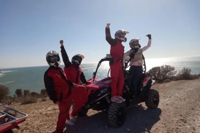 Partez en buggy cfmoto 1000 sur les dunes de tifnit à agadir. transfert hôtel, guide, vues sur la mer et pause thé inclus. réservez votre balade buggy à agadir dès maintenant.