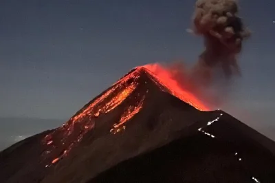 Feel the thrill of hiking acatenango from antigua, camp near fuego’s eruptions, and wake up to sunrise at 3,976m. includes meals, gear, guide & transport.