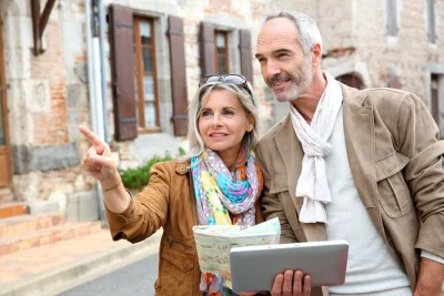 Descubra a antiga olympia, explore ruínas e artefatos do museu, prove sabores locais na fazenda magna grecia e relaxe na praia agios ilias — tudo com transporte privado.