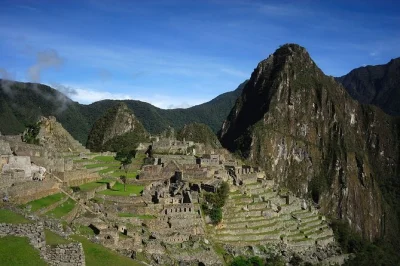 Feel the pulse of peru on this 8-day journey through lima, cusco & machu picchu. includes hotel stays, guided tours, train tickets & daily breakfast.