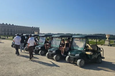 Découvrez les jardins de versailles en golfette et à vélo, flânez dans le hameau de marie-antoinette, admirez les fontaines et profitez d’une entrée au château avec horaire réservé. tous les