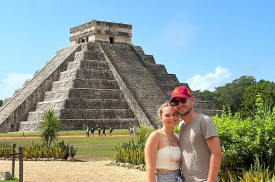 Visita chichen itza all’alba, passeggia per le vie coloniali di valladolid e rinfrescati in un cenote nascosto, con guida privata e trasporto esclusivo senza folla.