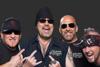 Explore a cultura automotiva de vegas com guia local, visitando count’s kustoms, shelby heritage center e o famoso letreiro de las vegas—inclui voucher de $20 para compras.