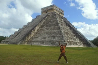 Chichen itza con ingresso anticipato, guida privata, nuotata in cenote all’aperto e pranzo a valladolid. include trasferimenti e biglietti d’ingresso.
