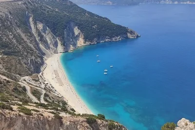 Feel the pulse of kefalonia on a private half-day tour—sea turtles at argostoli, melissani’s blue lake, myrtos beach views—includes flexible pickup and local guide.