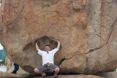 Scopri nha trang con una guida privata: statua gigante del buddha, torri cham di po nagar, mercato dam e museo oceanografico. include pick-up e pranzo.