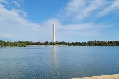 See washington dc’s iconic memorials, the white house, and the us capitol on a full-day guided tour with pickup from williamsburg. includes time for lunch and local stories.