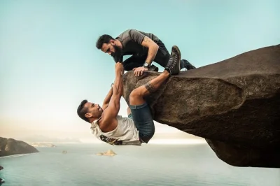 Erlebe eine ganztägige jeep-tour durch rio mit 18 stränden, wanderung zur pedra do telégrafo zum sonnenuntergang und profi-fotos – inklusive hotelabholung.