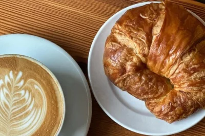 Savor charleston’s brunch scene on upper king street with a local guide, from flaky biscuits to shrimp & grits, plus sweet tea and a secret dish—includes all tastings.