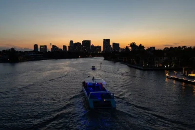 Feel the salt breeze on a fort lauderdale sunset cruise, see famous waterfront homes, and watch ships at port everglades with a local guide. includes admission.