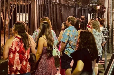 Follow a costumed pirate guide through charleston’s haunted bars and historic streets, with ghost stories, local legends, and time to enjoy drinks at each stop.