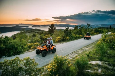 Erlebe eine atv-tour rund um dubrovnik, probiere hausgemachten prosciutto und wein, entdecke eine jahrhundertealte Ölmühle. inklusive brunch und lokalem guide.