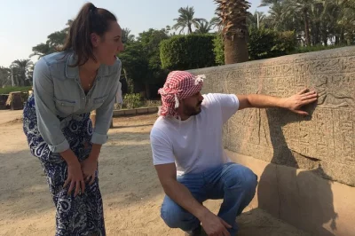 Découvrez memphis et sakkara lors d’une visite guidée d’une demi-journée au départ du caire. admirez la pyramide à degrés, les tombes antiques et la statue de ramsès ii. prise en charge à 