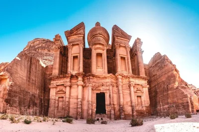 Start early from amman for a petra day trip with seamless pickup, entry help, and an optional local guide. see the treasury, walk the siq, and return with zero hassle.