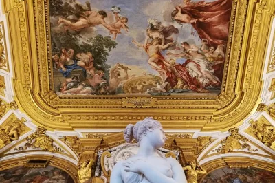 Step inside florence’s pitti palace and palatina gallery with a small group, skip-the-line entry, and a local guide. see renaissance masterpieces and medici secrets.