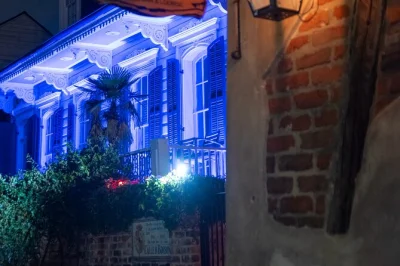 Erkunde das french quarter in new orleans mit einem lokalen guide – echte geistergeschichten, voodoo-legenden und vampire hautnah erleben. kleine gruppen, flexible routen.