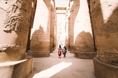 Feel ancient egypt come alive on a private luxor day trip from marsa alam. walk through the valley of the kings, see karnak temple, and enjoy lunch with a local guide.