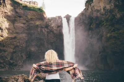 Feel the spray at snoqualmie falls, taste boutique wines in woodinville, and enjoy a locally sourced lunch—all with pickup and a small group led by an expert guide.