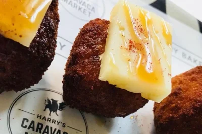 Explore a cena gastronômica de midtown atlanta com um tour a pé, clássicos do sul, drinks artesanais e histórias contadas por um guia local. inclui almoço ou jantar e 3 bebidas.