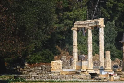Step into olympia’s ancient stadium, taste fresh honey at a local farm, and swim at saint andrew beach—all with port pickup and a friendly guide.