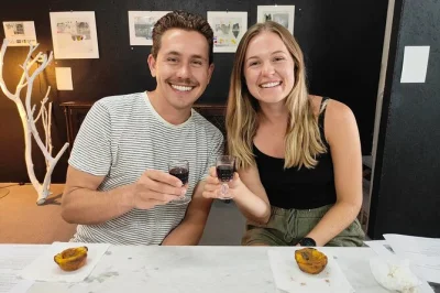 Porto, pastel de nata e vino porto: impara a preparare i dolcetti tipici in un laboratorio accogliente vicino alla sé. ingredienti e bevande inclusi.