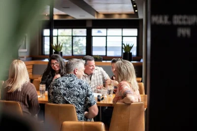 Start your carmel food tour with a local guide, tasting at 6-7 restaurants and shops, meeting owners, and sampling wine or cocktails. includes all lunch tastings.