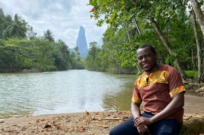 Feel the wild south of são tomé with a local guide—see pico cão grande, cross to ilheu das rolas for the equator sign, and enjoy a relaxed lunch on praia café. includes hotel pickup.