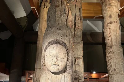 Descubre las leyendas haida, observa osos y águilas, y admira los totems históricos en un tour en grupo pequeño por ketchikan. incluye transporte, snacks y guía local.