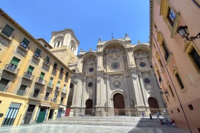 Step into granada’s heart with a private walking tour through albaicín & the city center, guided by a local. includes entry fees, flexible pickup, and real stories.
