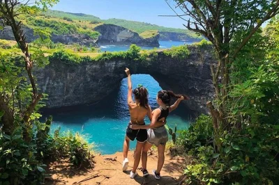 Step onto nusa penida’s wild coast for kelingking beach, broken beach, angel’s billabong and crystal bay in one day. includes fast boat, private car & local guide.