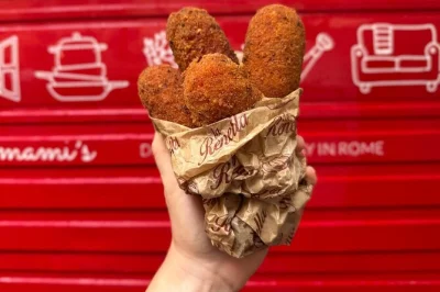 Follow a local through trastevere’s lively streets, tasting roman classics like supplí and porchetta, paired with regional wines. includes tastings, wine, and guide.