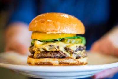 Prove delícias premiadas no ponce city market, caminhe pelas artes de rua do atlanta beltline e ouça histórias locais em grupo pequeno — com degustações caprichadas e cerveja artesanal.