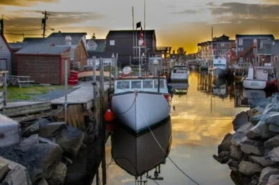 Feel halifax’s layered history on a small-group tour—walk through titanic graves, hear stories of the halifax explosion, and visit fisherman’s cove. includes pickup.