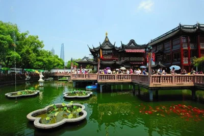 Feel the pulse of shanghai on a private city day tour—yu garden, jade buddha temple, french concession, bund skyline stroll. includes hotel pickup and guide.