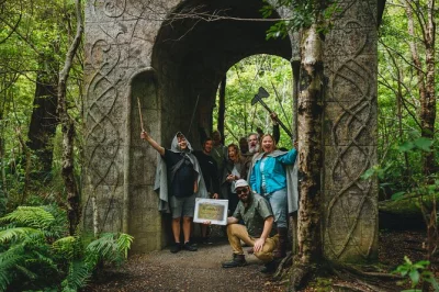 Step into middle-earth in wellington with a day of lord of the rings filming sites, weta workshop tour, and a hobbit-style lunch—includes pickup.