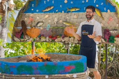 Découvrez cozumel en grillant du poisson tikinxic sur la plage, savourez des margaritas à volonté et apprenez les saveurs du yucatan avec un guide local. matériel et open bar inclus.