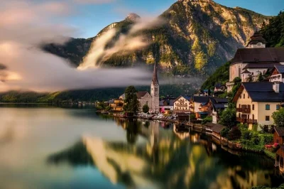 Scopri l’abbazia di melk, le strade sul lago di hallstatt e il centro storico di salzburg con un tour privato da vienna, con pick-up in hotel e soste personalizzate.