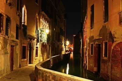 Feel venice after dark—wander quiet alleys, see st. mark’s square lit up, and hear local legends with a guide. includes pickup for private tours.