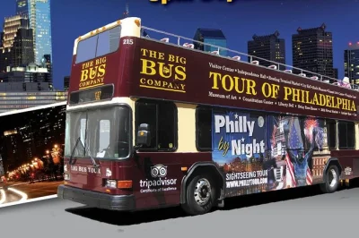 Erlebe philadelphia bei nacht im doppeldeckerbus – sieh liberty bell, lauf die rocky steps hoch und genieße den blick auf die skyline. inkl. abholung & live-guide.